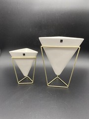 2 UMBRA TRIGG TRIANGULAR CERAMIC VASE CONTAINERS and STANDS