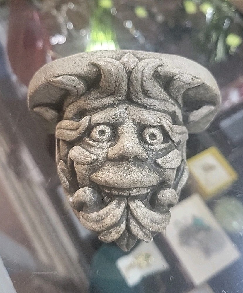 Vintage RDS Signed Gargoyle Fantasy Small Shelf 3″ X 4″