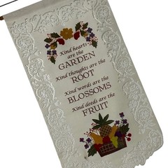 Heritage Lace Wall Hanging Banner White Excellent Garden Poem Cottage Country