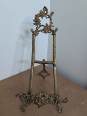 Vintage Ornate Brass Picture Stand Artwork Easel 17.5″ Tall
