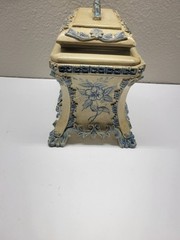 8×7 Vintage Blue Rose Vase Needs TLC repair