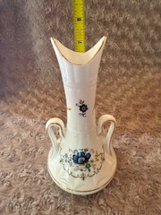 Royal Tara Floral Urn Bud Vase Fine bone China Made in Galway Ireland FREE SHIP